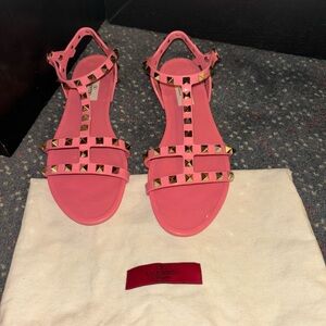 Valentino sandals size 39